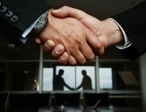 Recupero crediti come funziona? Differenza tra Recupero Crediti Stragiudiziale e Recupero Crediti Giudiziale